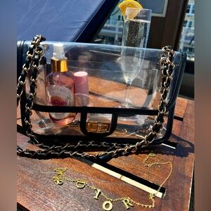 Essence Clear Stadium Bag Luxe Gold Chain Concert Crossbody Y2K Glam